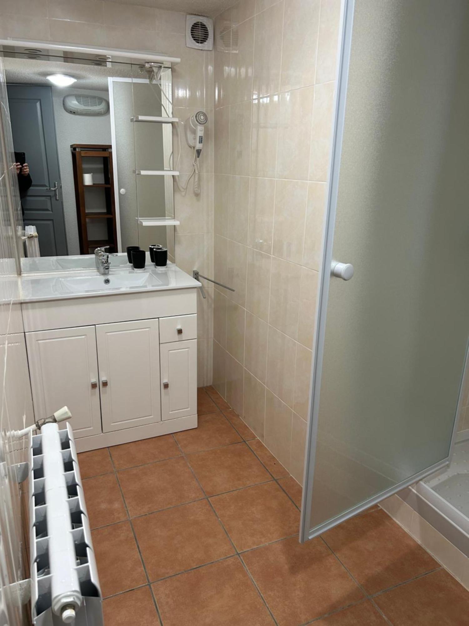 Le Domaine Du Bez Gite De Michel Piscine Sauna Hammam Spa Saint-Laurent-dʼOlt Extérieur photo