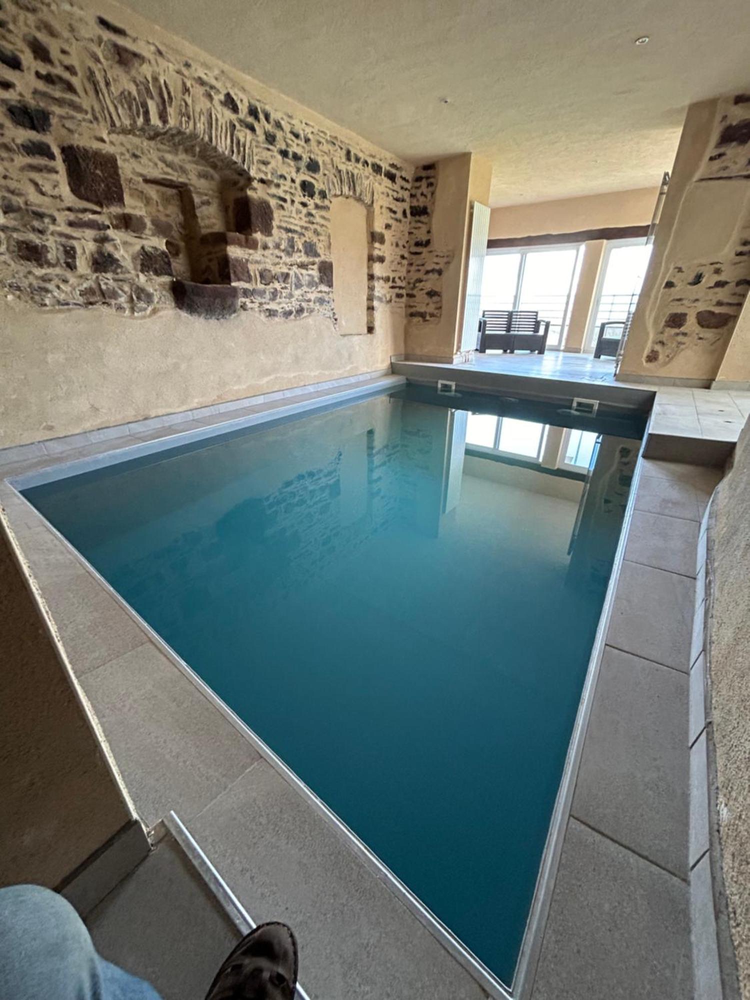 Le Domaine Du Bez Gite De Michel Piscine Sauna Hammam Spa Saint-Laurent-dʼOlt Extérieur photo