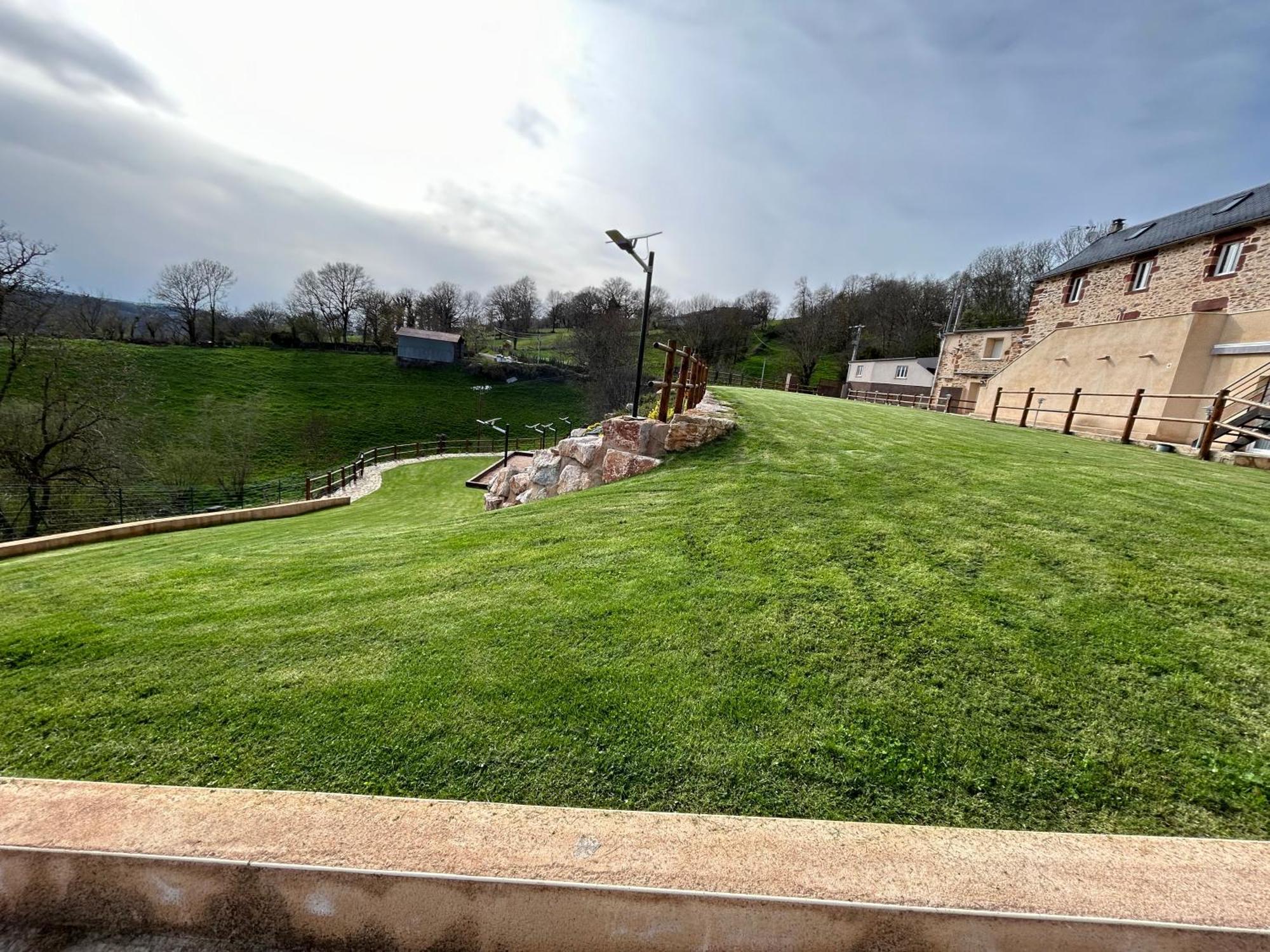 Le Domaine Du Bez Gite De Michel Piscine Sauna Hammam Spa Saint-Laurent-dʼOlt Extérieur photo